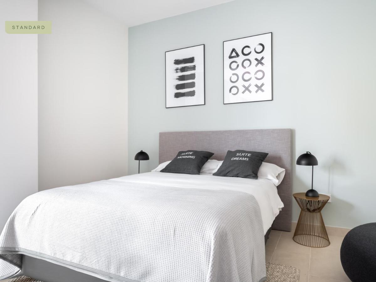 limehome Sevilla Calle Torcuato Luca de Tena Esterno foto