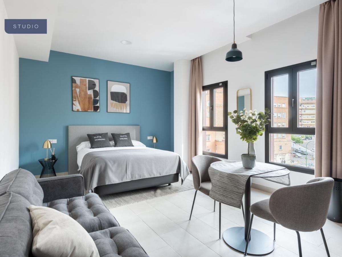 limehome Sevilla Calle Torcuato Luca de Tena Esterno foto